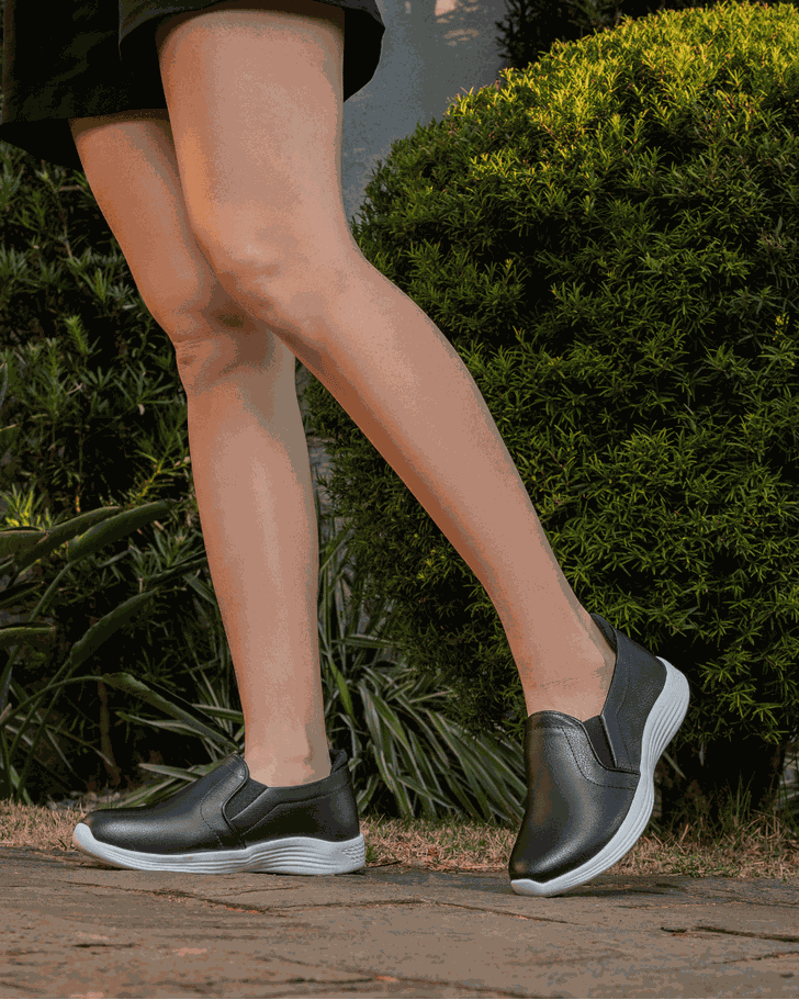 Slip On para Joanete Violeta - Preto