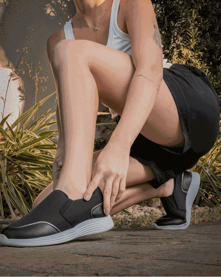 Slip On para Joanete Violeta - Preto