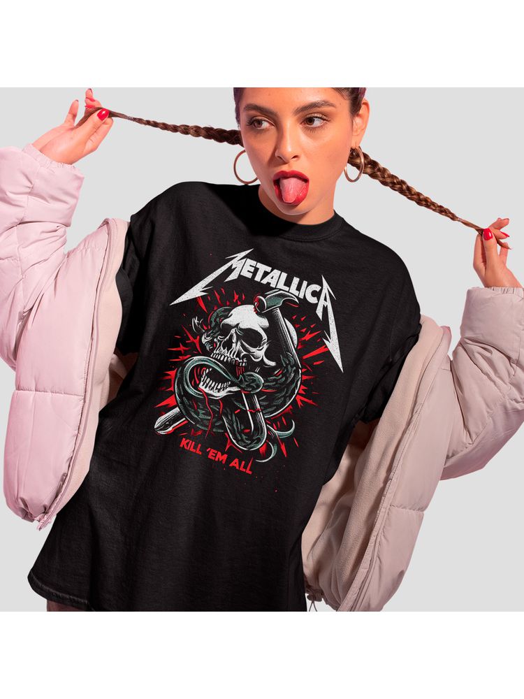 Camiseta Algodão Preta Metallica Caveiras