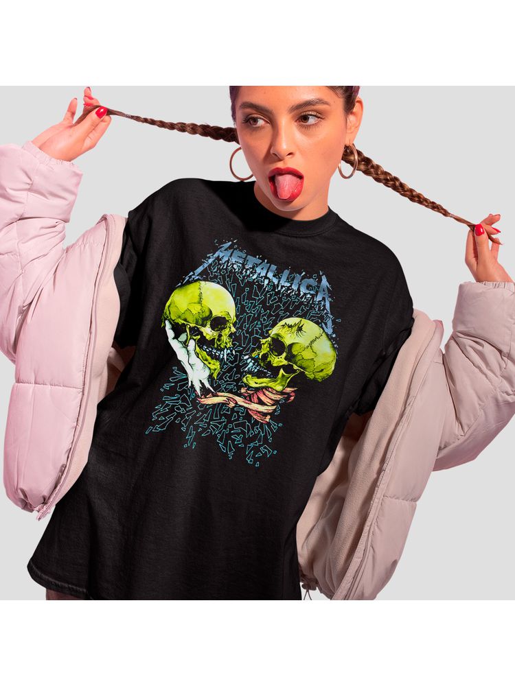 Camiseta Algodão Preta Metallica