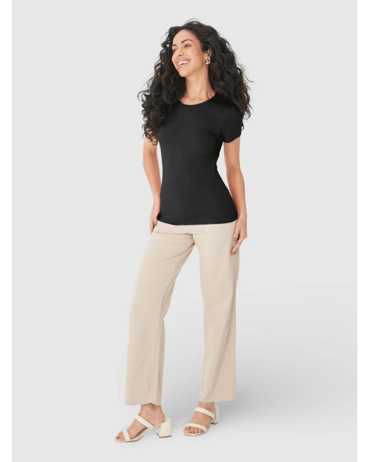 Blusa Básica Feminina Decote Redondo Em Algodão Preto
