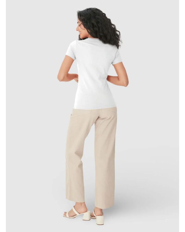 Blusa Básica Feminina Decote Redondo Em Algodão Branco
