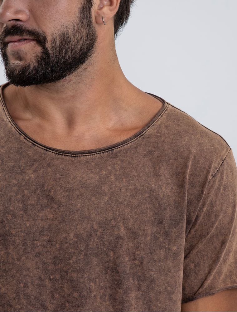 Camiseta Preta Marmorizada Gola Canoa