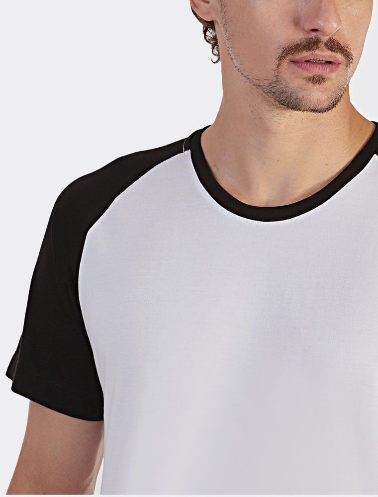 Camiseta Raglan Preta e Branca