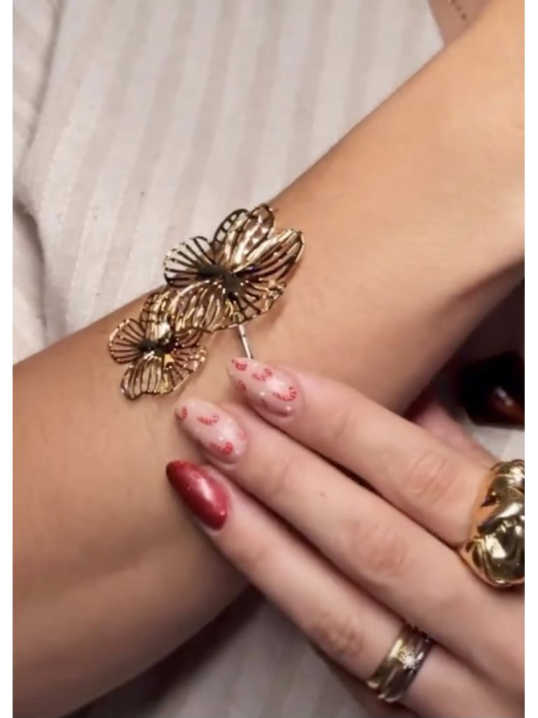 Bracelete Ouro Flor Vazado Duplo FIKA + AMMI - Fika Beachwear