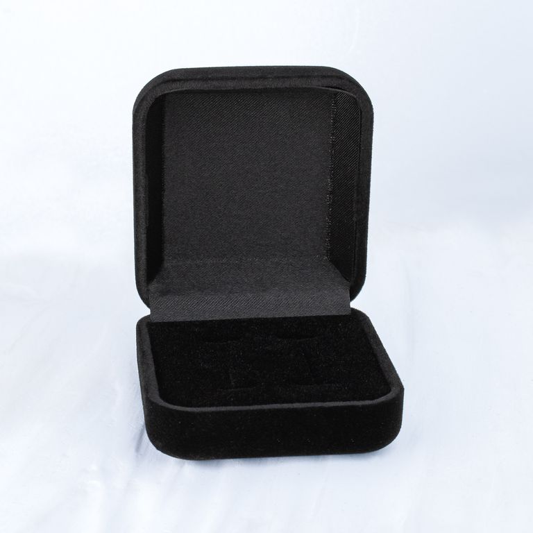 Box Classic Black