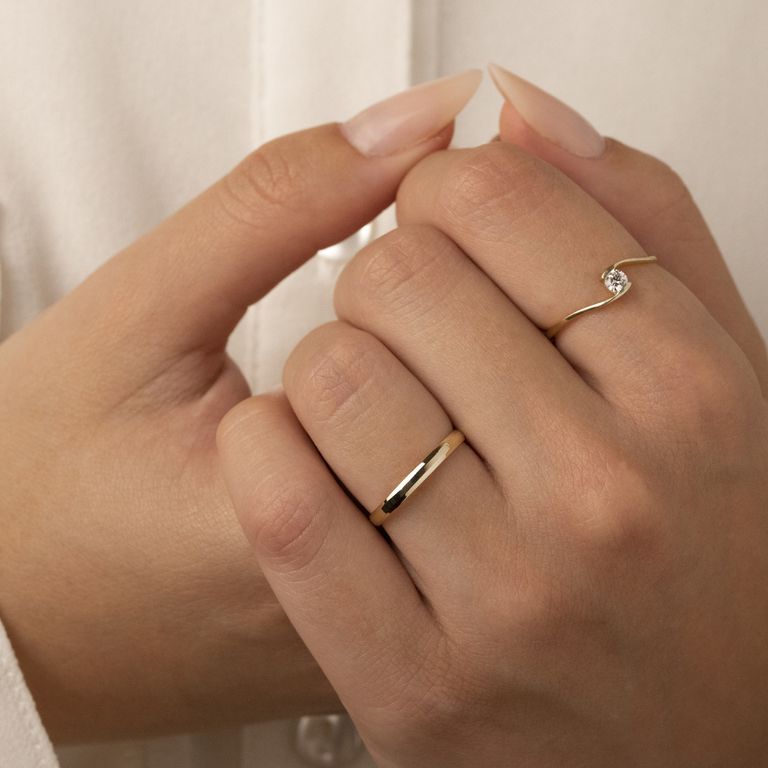 Aliança de Casamento em Ouro 2mm Chanfrada Lucy - Par