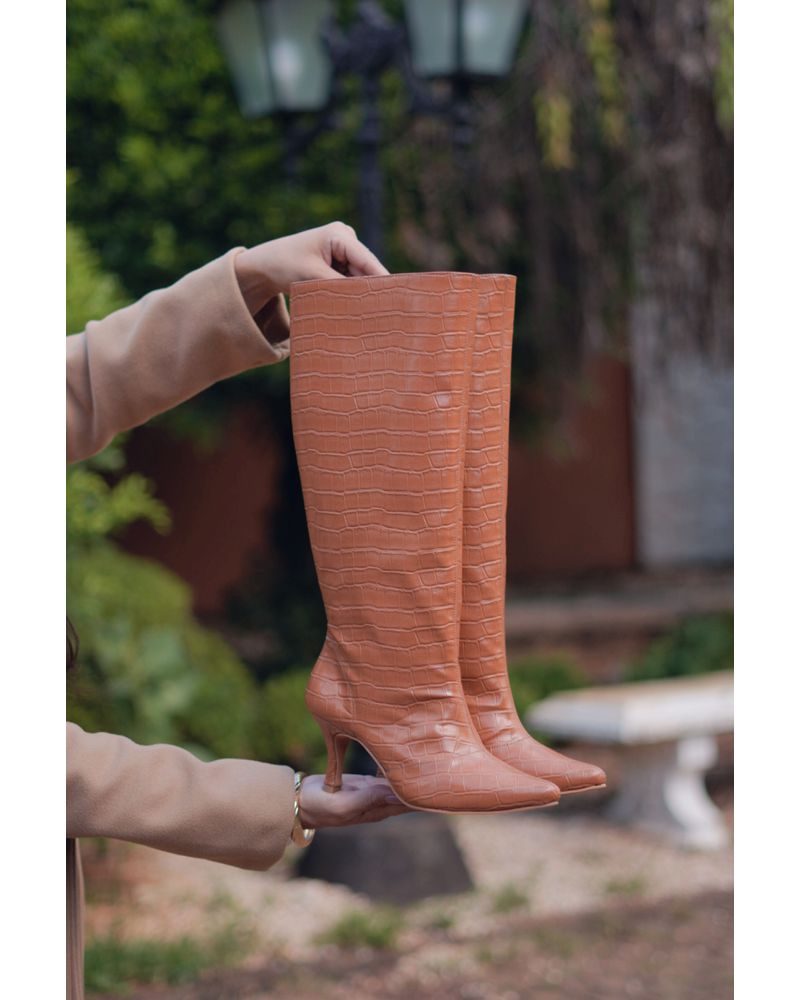SUZY - BOTA CROCO CARAMELO - FLUÍDA
