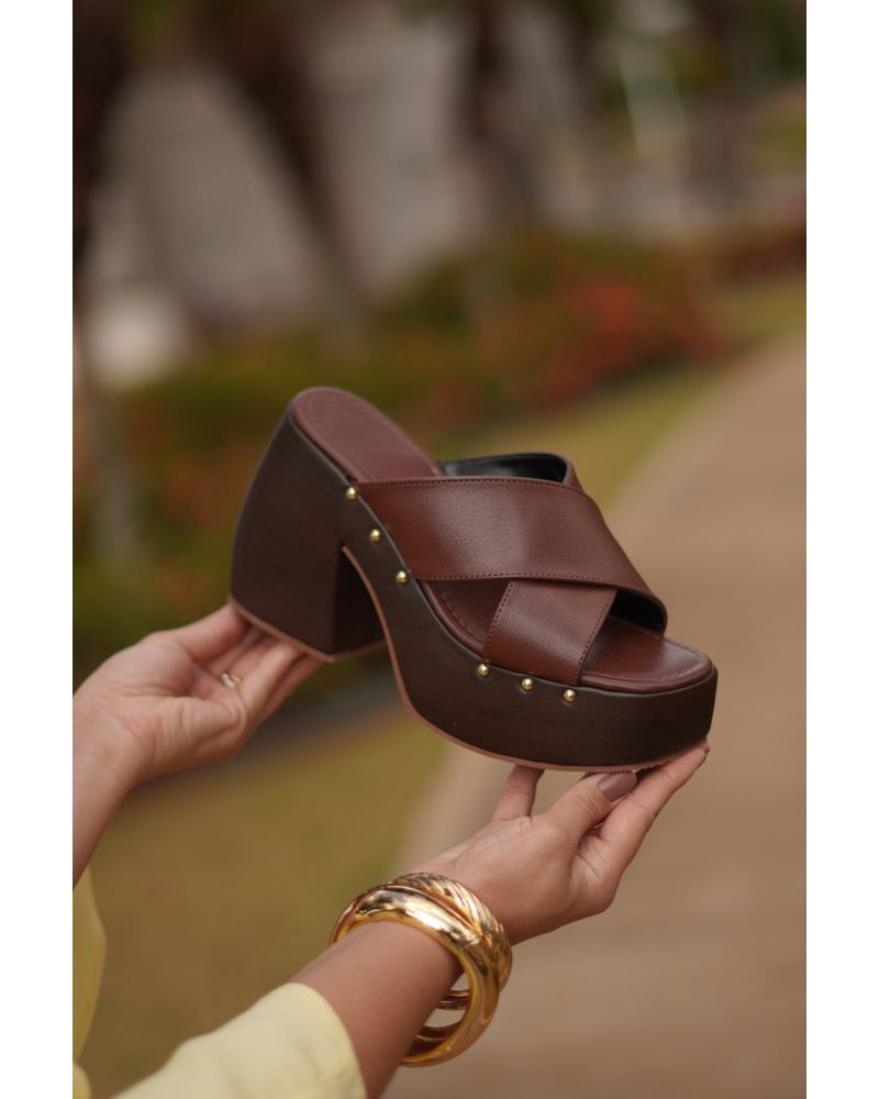 JANA - TAMANCO MARROM - FLUÍDA