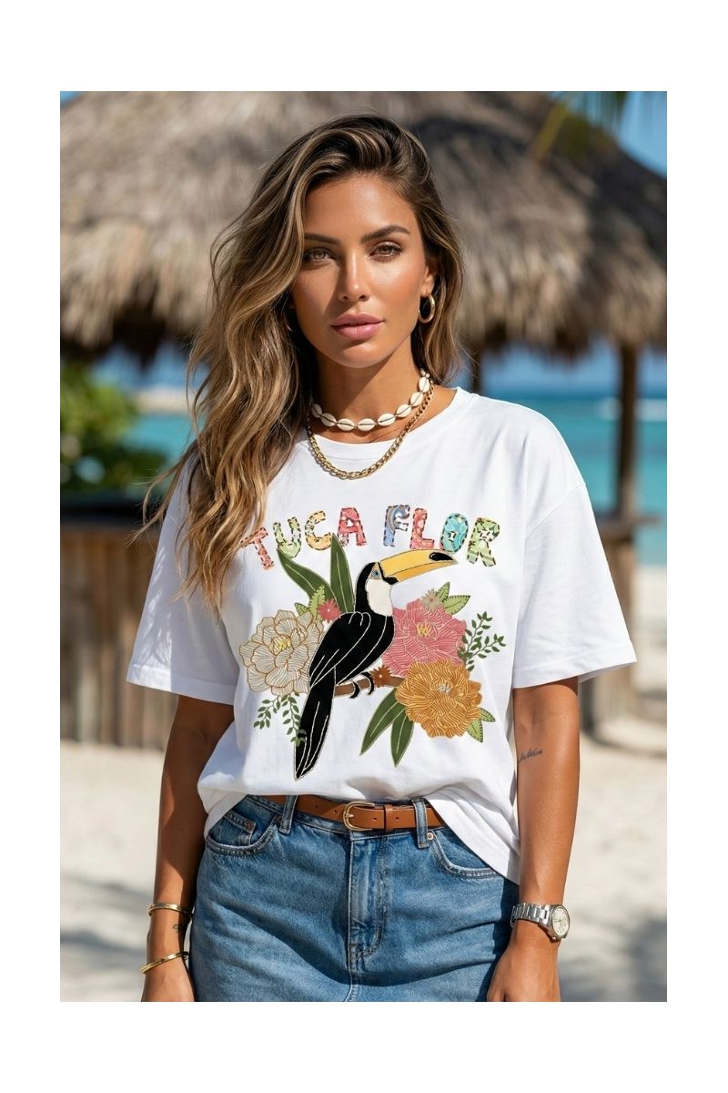 Camiseta Feminina Tuca Flor