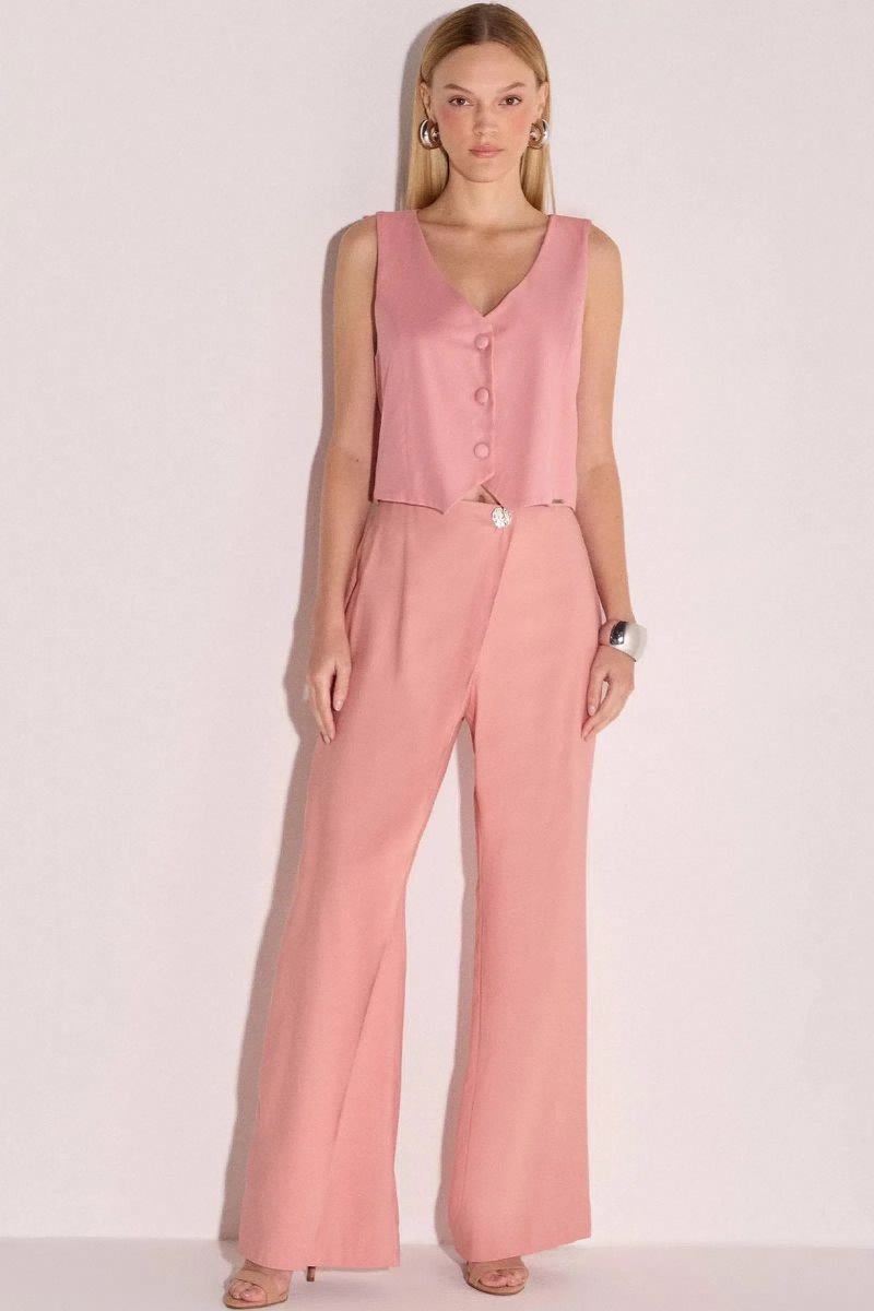 Calça Wide Leg Transpassada em Alfaiataria Rosa