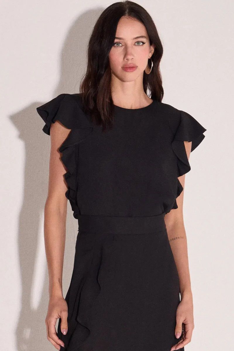 Blusa Com Babados Em Crepe Preto