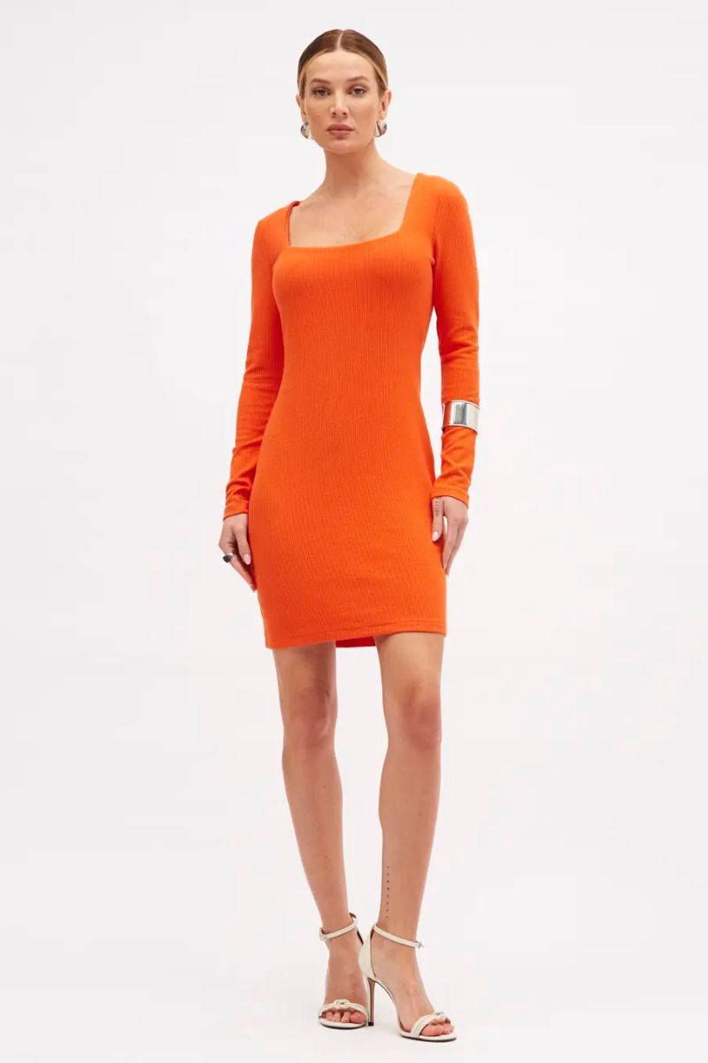 Vestido Sommer Canelado Manga Longa Preto