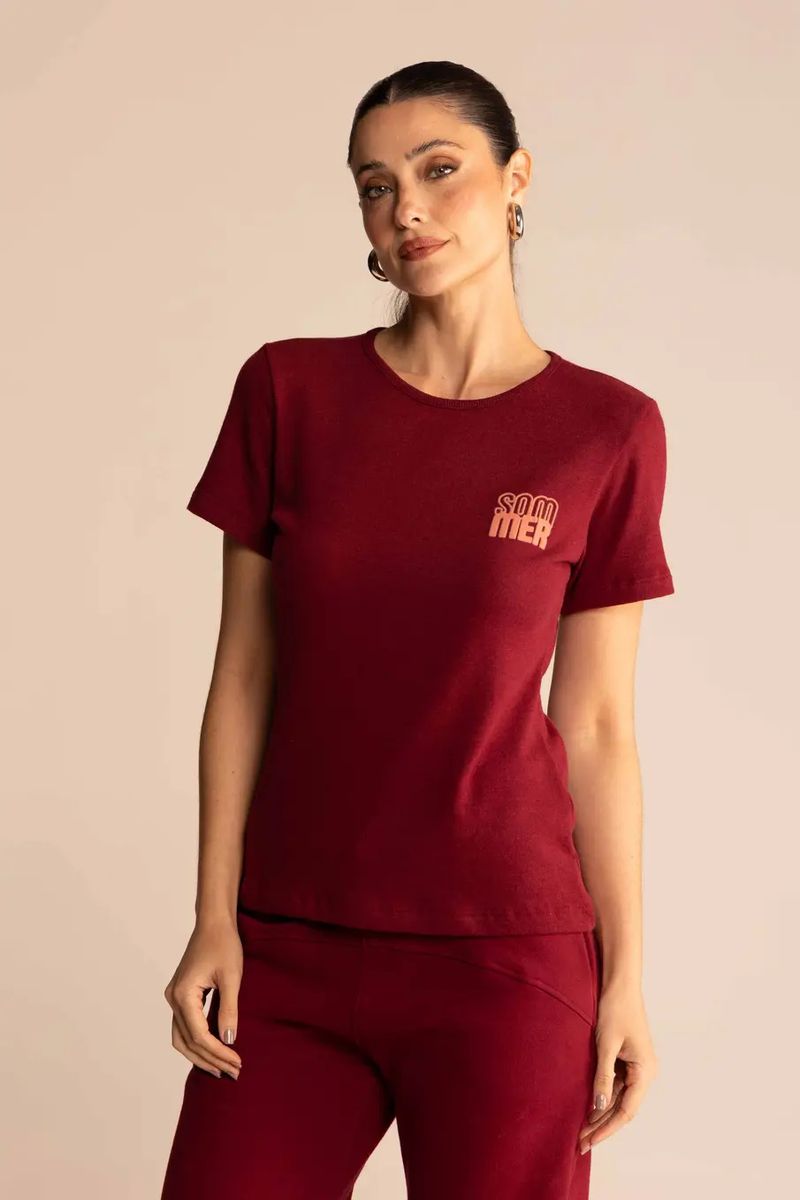 Camiseta Sommer Bordô Bloodstone