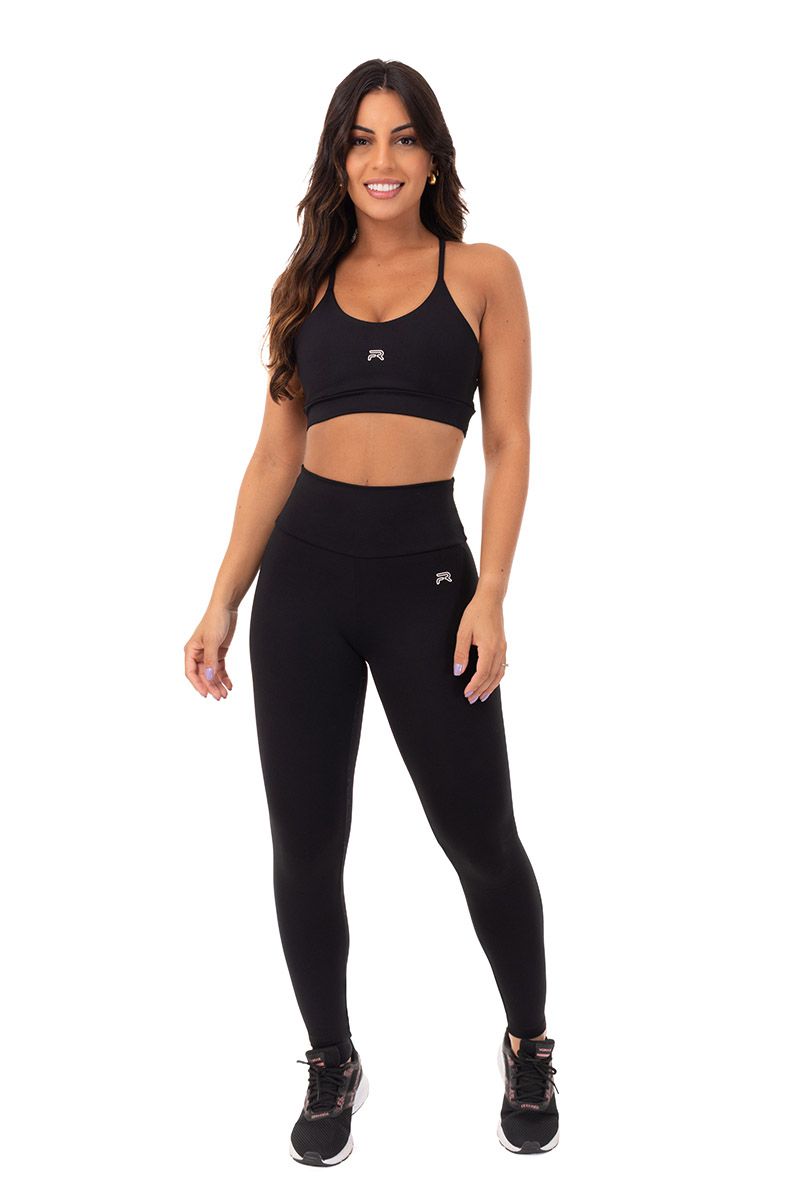 Conjunto Calça Slim e Top Essencial - Preto - 06 - FIT ROOM 