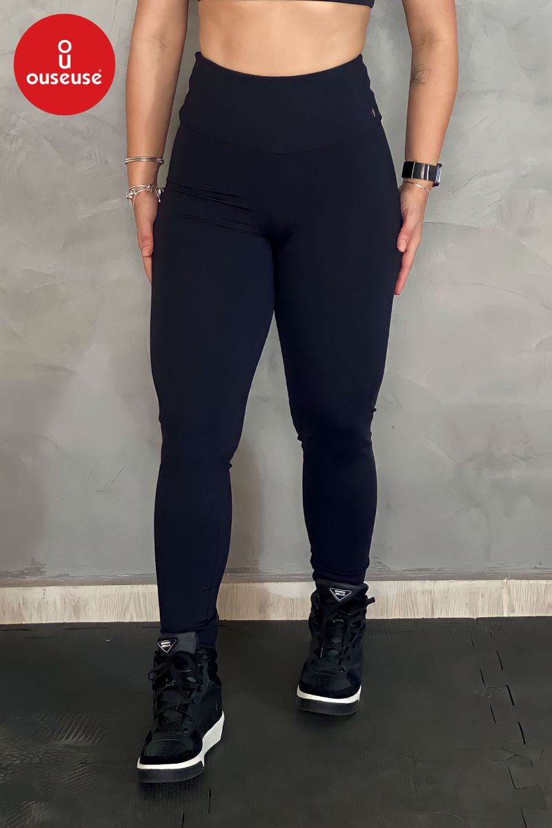 CALÇA LEGGING EM EMANA- preto - 3687 - OUSEUSE