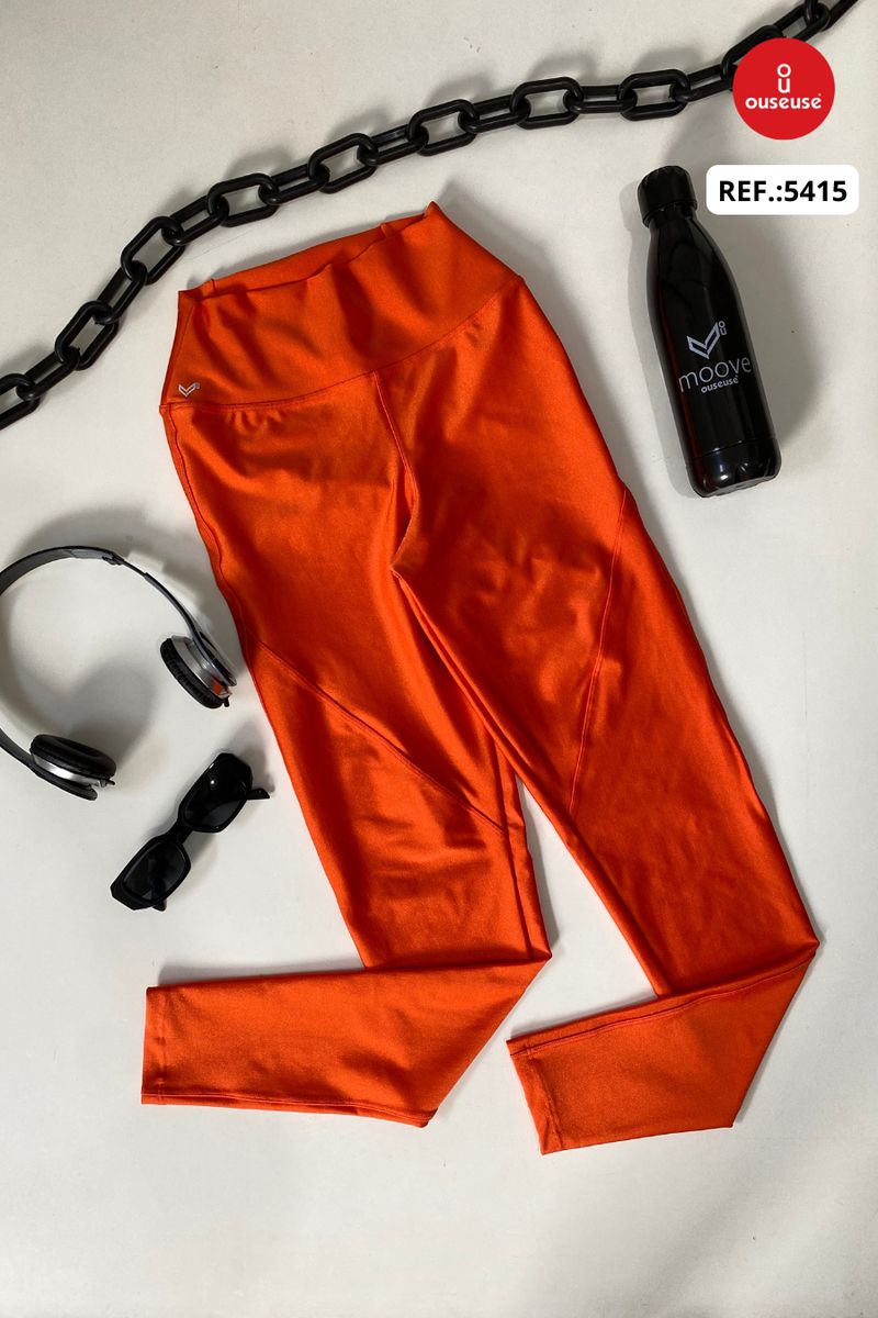 CALÇA LEGGING EM TRILOBAL FIT RECORTES REBATIDO E ... - OUSEUSE