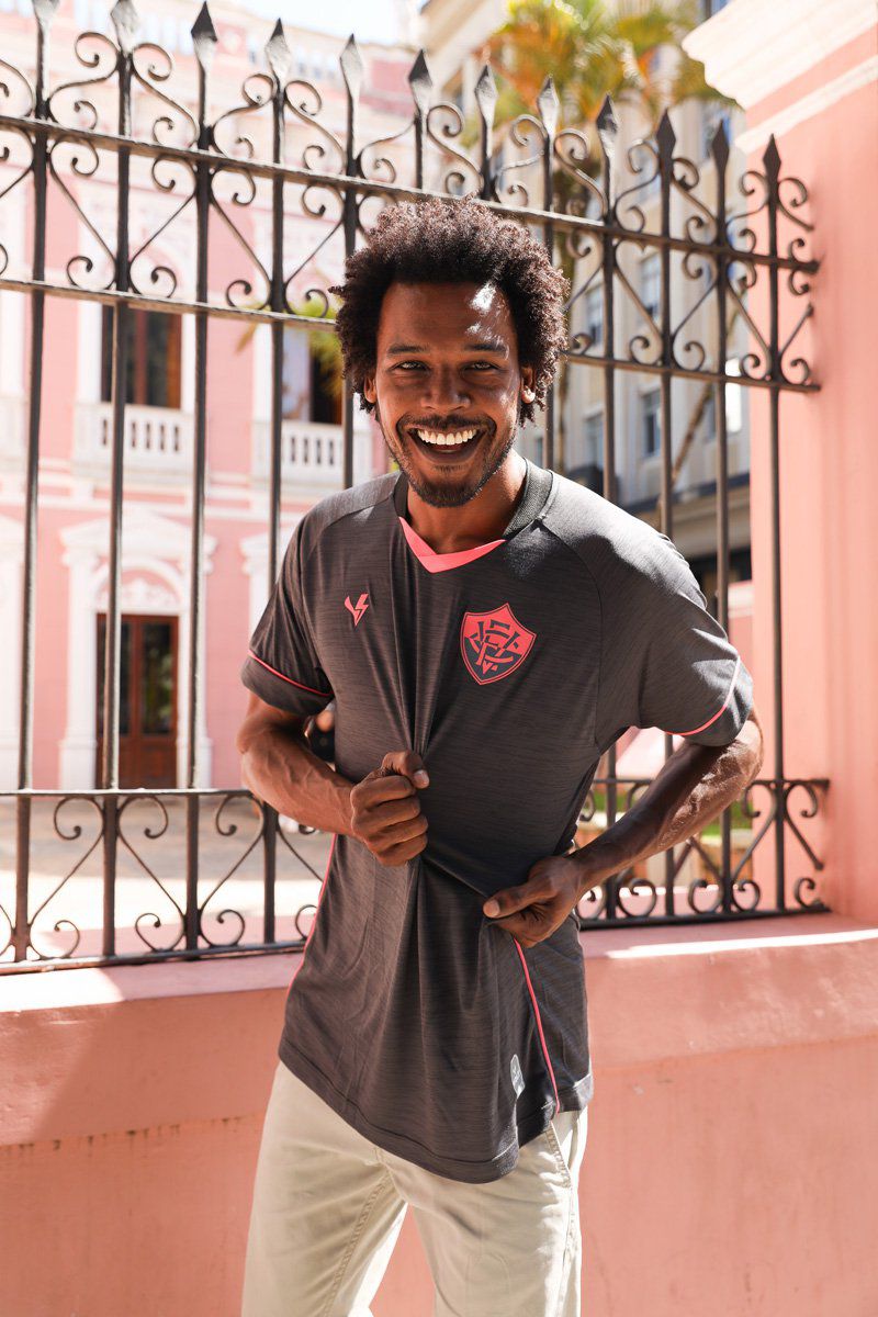 Camisa Masculina Outubro Rosa Vitória Preta Volt - Volt Sport 