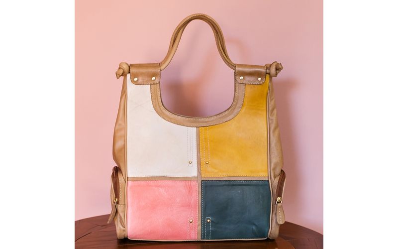 Bolsa em Couro Legítimo de Ombro 