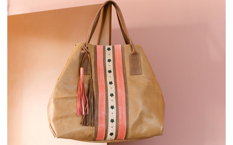 Bolsa em Couro Legítimo de Ombro 