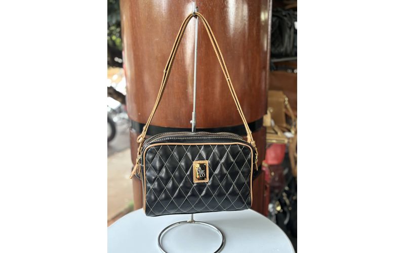 Bolsa em Couro Legítimo Preto de Transversal