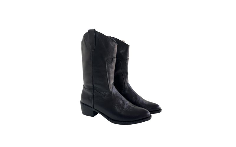 Bota cano médio em Couro Legítimo - Preto - 19092