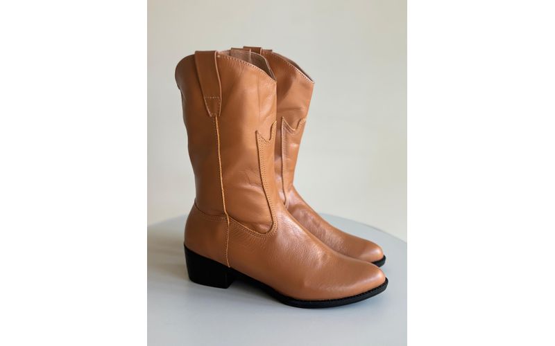Bota em Couro Legítimo