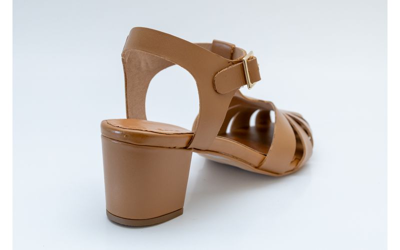 Sandália em Couro Legítimo Cela - 21168 | PACHECO CALÇADOS