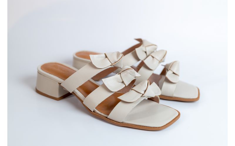 Tamanco Lolita Salto Bloco em Couro Legítimo Off White - 6352