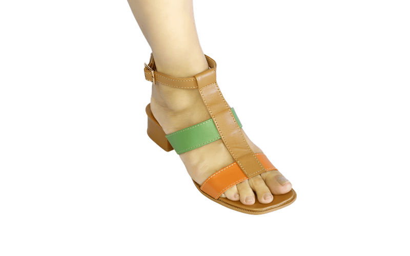 Sandália em Couro Legítimo Cela / Colorido - 21150