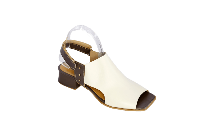 Sandália em Couro Legítimo Off White / Café - 21158