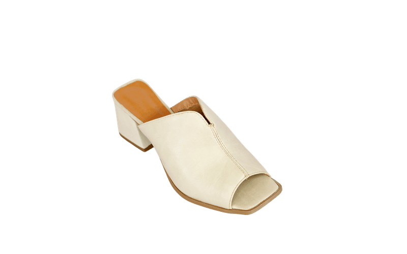 Tamanco em Couro Legítimo - Off White - 6290