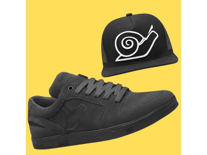 Kit Tenis Cano Baixo Unissex Embarcadero Low Landfeet com Boné