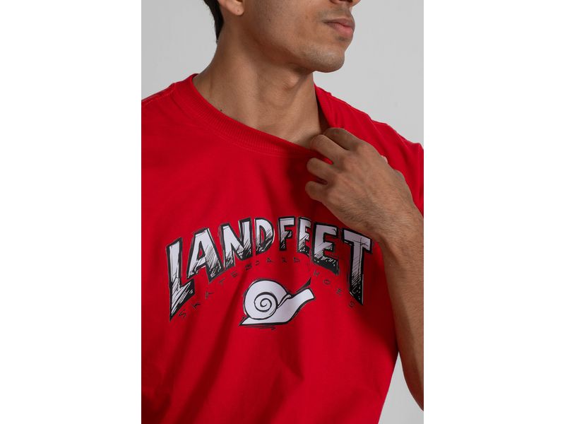 Camiseta Estampada Landfeet Vermelha Tema Rabisco