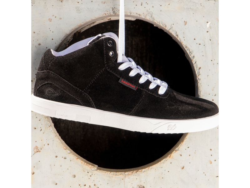TÊNIS LANDFEET SKATE EPOCH PRETO/BRANCO