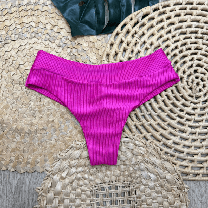 calcinha hot pequi rosa rock - Ella Moda Praia