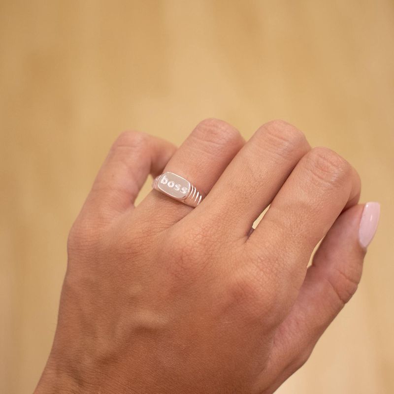 Anel Dedinho Boss Ajustável- banho prata