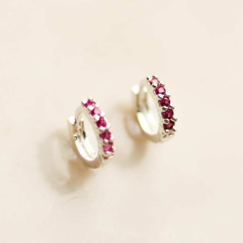 Argola Cravejada Pink- banho prata