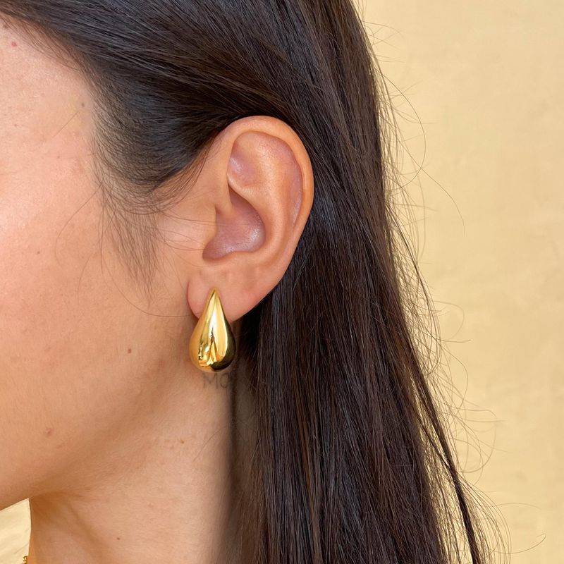Brinco Gota - banho ouro 18k