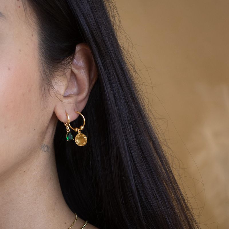 Brinco Argolinha Verde Esmeralda- banho de ouro 18k