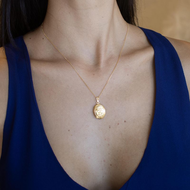 Colar Relicário - banho ouro 18k ESCOLHA O SEU PREFERIDO!