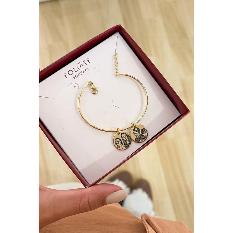 Bracelete Ajustável Medalha P - banho ouro 18k (leia a descrição)