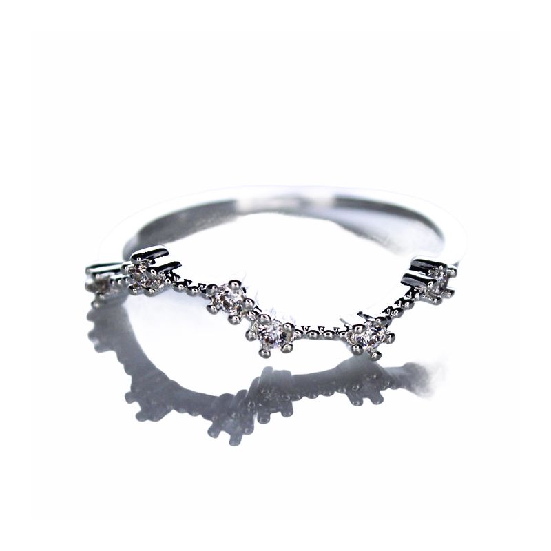 Anel Curva com Zircônias- banho de prata