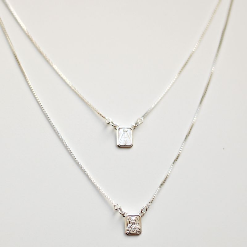 Colar Escapulário Longo- banho prata