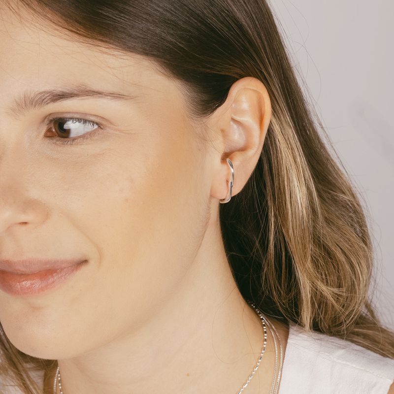 Ear Hook Basic- banho ouro 18k