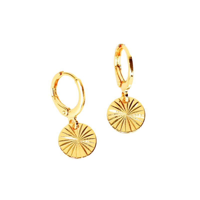 Argola Medalha- banho de ouro 18k