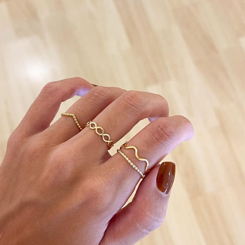 Anel Trançado- banho de ouro 18k