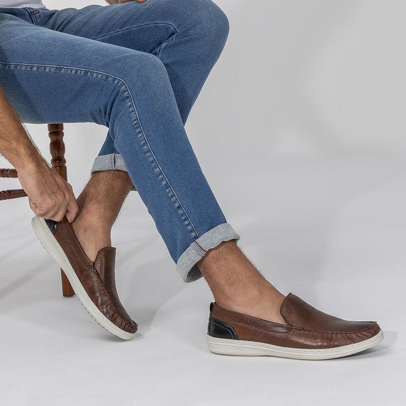 Mocassim Masculino Ferrara em Couro - Chocolate | Calçados Laroche