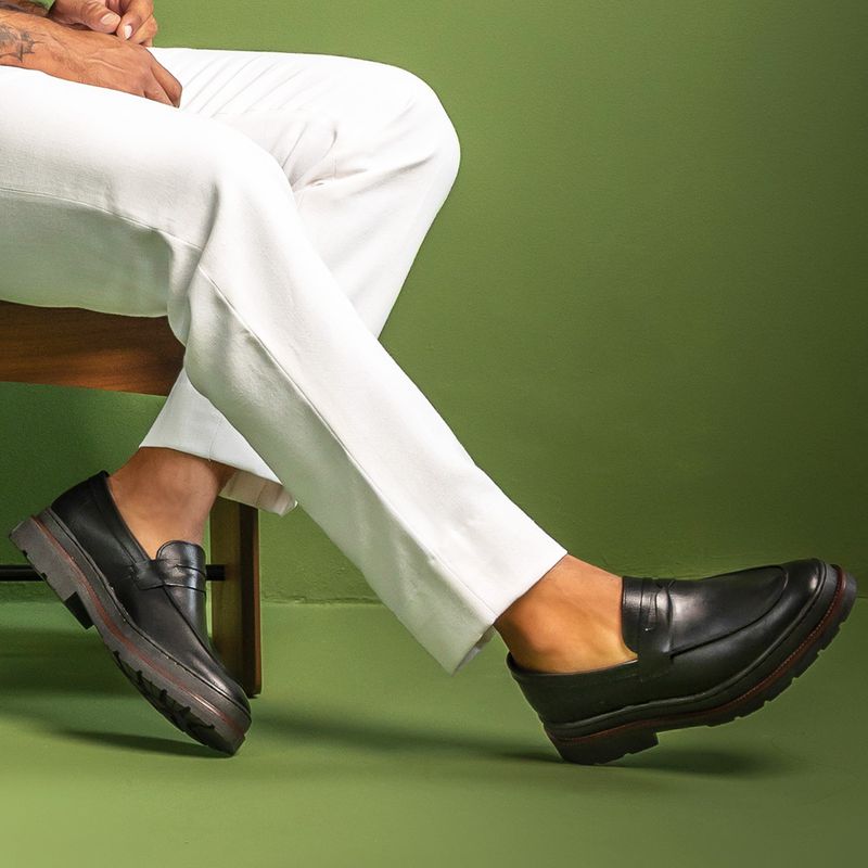 Mocassim Loafer Masculino Londres em Couro - Preto | Calçados Laroche
