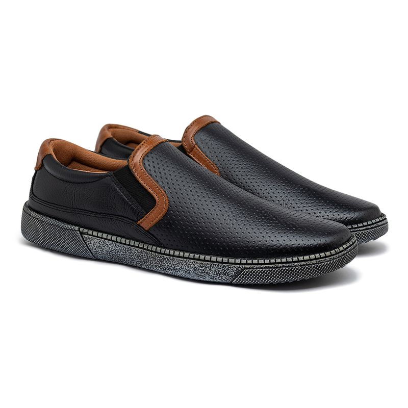 Slip On Street em Couro Preto + Gratis Relógio Digital Preto E L